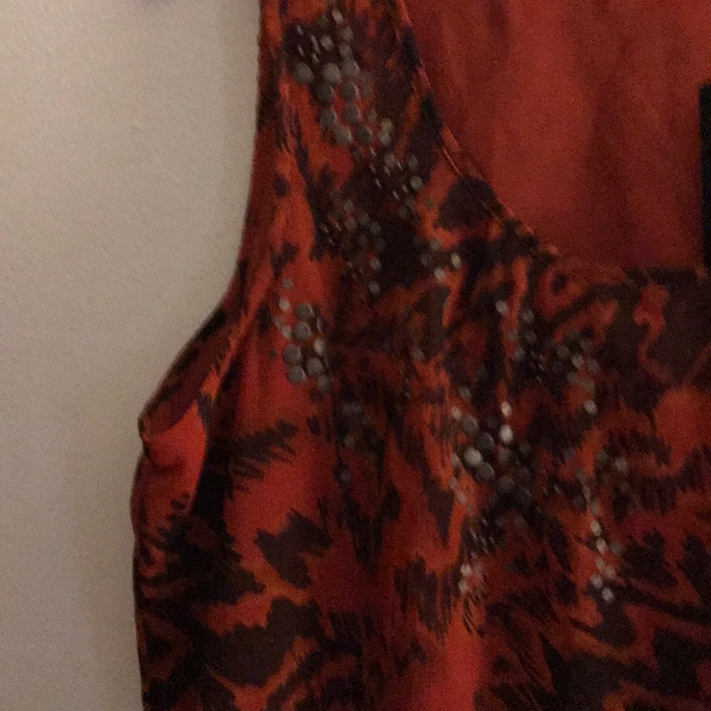 Top - Picture 3 of 4